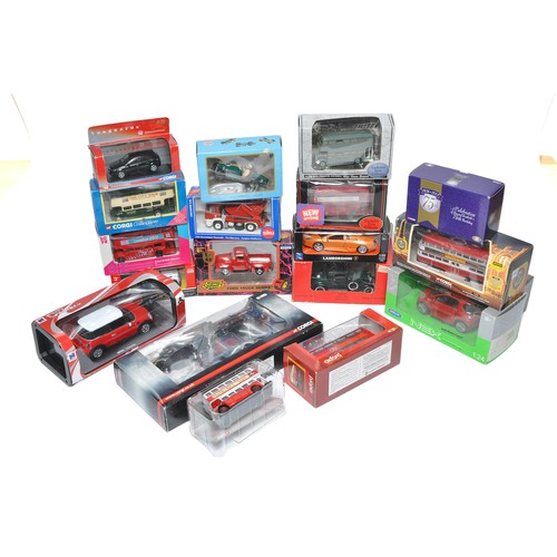 181 - A comprehensive group of general diecast comprising commercial (Bus / coach) issues from Corgi, Crea... 