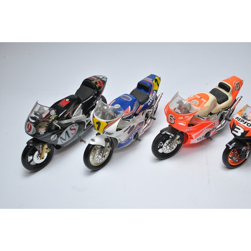 194 - A group of Five Guitoy 1/10 high detail motorcycle models as shown. Have been displayed but look to ... 