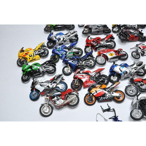 195 - A group of Twenty Nine 1/12 diecast model motorcycle issues, various makes including some vintage ve... 