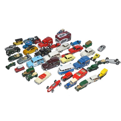 205 - A group of general vehicle diecast, mostly 1/43 or smaller from various makers. Saico, Maisto, Lledo... 