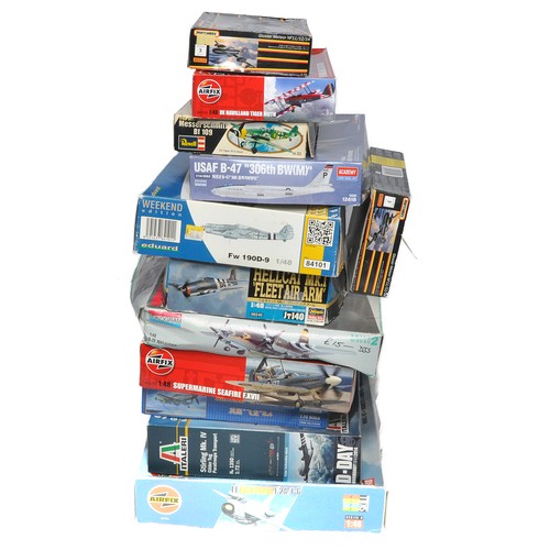 378 - A collection of 12 Plastic Model Kits from various makers to include Airfix, Italeri and Academy but... 