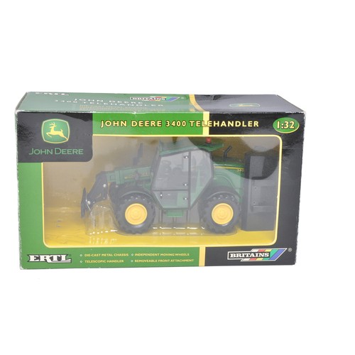 626 - Britains 1/32 Farm Model issue comprising No. 40062 John Deere Telehandler. Looks to be very good wi... 