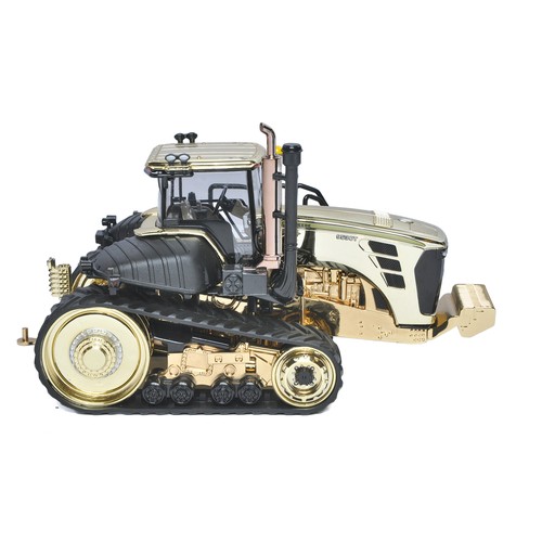 637 - Ertl 1/32 Farm Model issue comprising No. 45139A John Deere 9530T Tractor. 2009 Farm Show Special Go... 