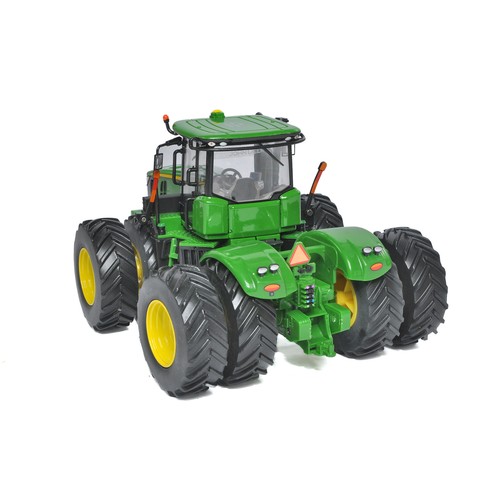 650 - Ertl 1/32 Farm Model issue comprising No. 45375A John Deere 9510R Tractor. 2012 Farm Show Edition. L... 