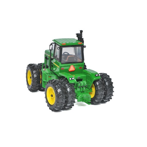 672 - Ertl 1/32 Farm Model issue comprising No. 16304A John Deere 8650 Tractor. Toy Farmer National Farm T... 