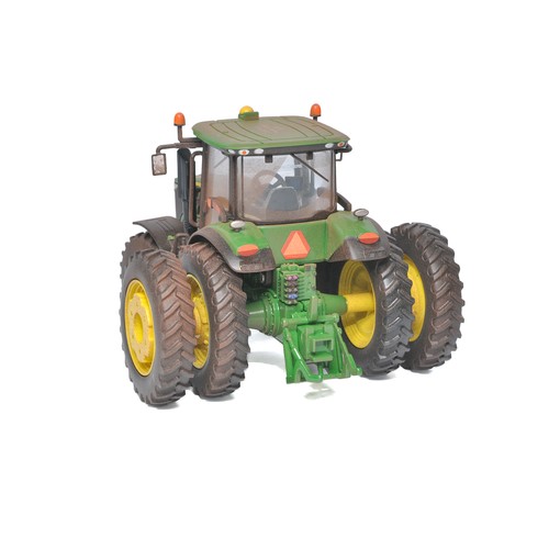 685 - Ertl 1/32 Farm Model issue comprising No. 45539A John Deere 7290R Tractor. 2015 Farm Toy Show Limite... 