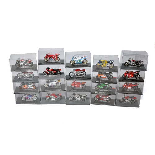 1040 - A group of 20 1/24 Diecast Model Motorcycles in display cases as shown. Generally good with most app... 