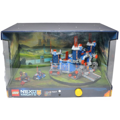 1155 - Very Large Lego Original Shop display box for Nexo Knights No. 70317 'The Fortrex'. Interactive disp... 