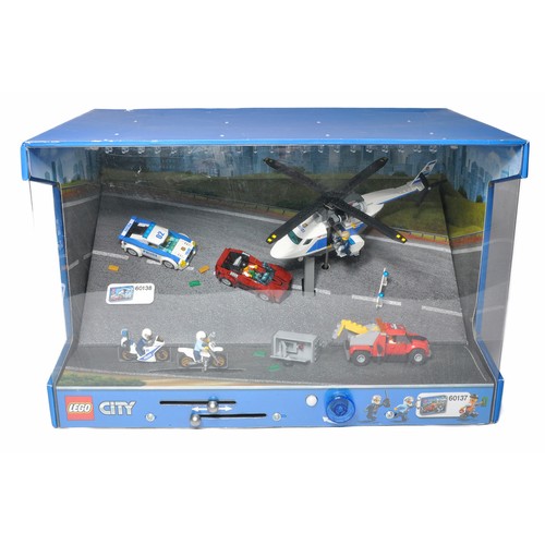 1156 - Very Large Lego Original Shop display box for Lego City No. 60138 'High Speed Chase'. Interactive di... 