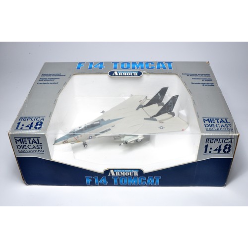 75 - Franklin Mint 1/48 diecast model aircraft issue comprising No. 98069 F14 Tomcat. Looks to be general... 