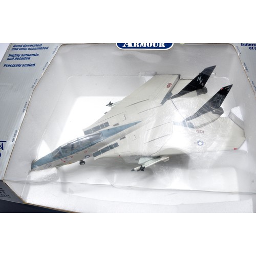 75 - Franklin Mint 1/48 diecast model aircraft issue comprising No. 98069 F14 Tomcat. Looks to be general... 