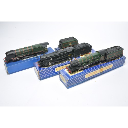 326 - A trio of Hornby Dublo Model Railway locomotives including Dutchess of Montrose, Bristol Castle and ... 