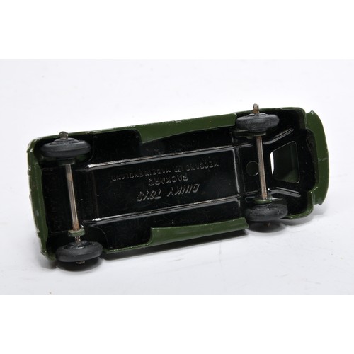 716 - Dinky No. 39a Packard. Single issue is in dark green, as shown. Displays generally very good to exce... 