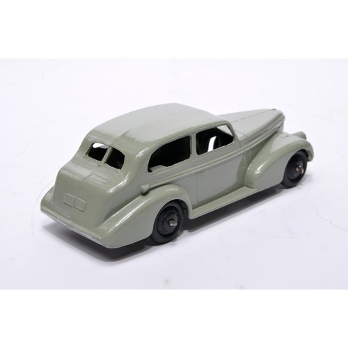 718 - Dinky No. 39b Oldsmobile. Single issue is in grey, as shown. Displays generally very good to excelle... 