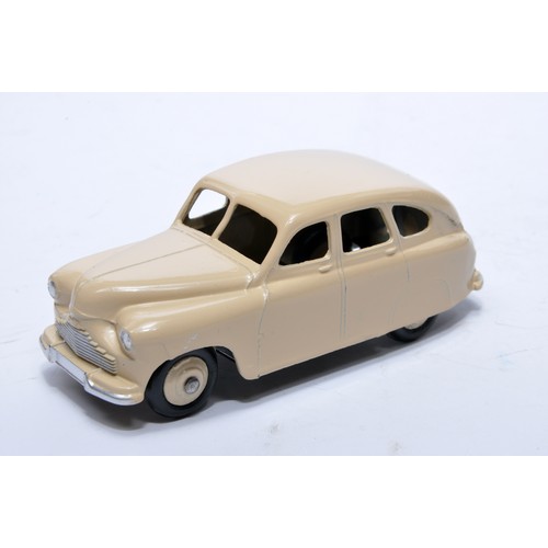 751 - Dinky No. 40e Vanguard. Single issue is in cream, inc hubs, as shown. Displays generally very good t... 