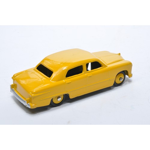 843 - Dinky No. 139a/170 Ford Fordor Sedan. Single issue is in yellow, with yellow hubs, as shown. Display... 