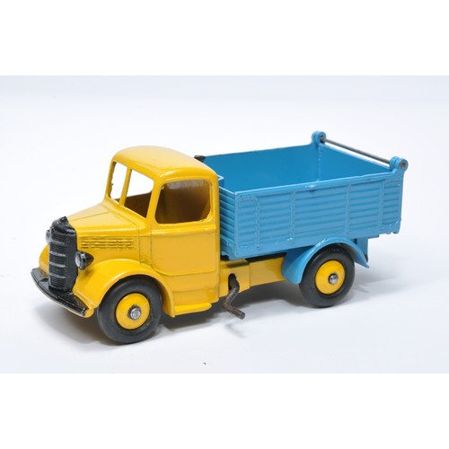 953 - Dinky No. 25m / 410 Bedford End Tipper. Single issue is in yellow / blue, with yellow hubs, as shown... 