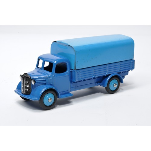 968 - Dinky No. 413 Austin Covered Wagon. Single issue is in dark blue with mid-blue hubs (inc tilt), as s... 