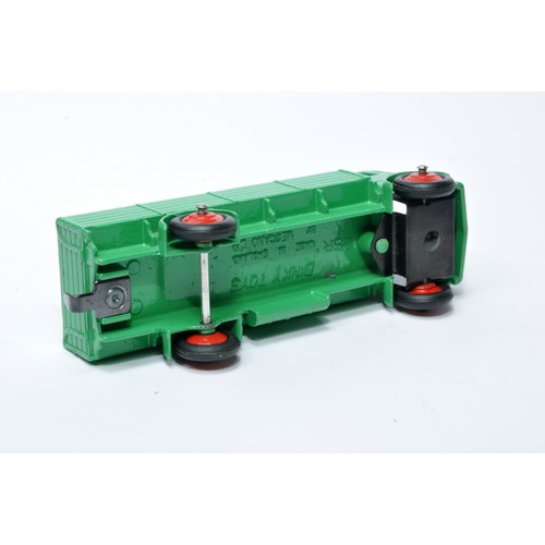 981 - Dinky No. 420 / 25R Forward Control Lorry. Single issue is in green, with red hubs, as shown. Displa... 