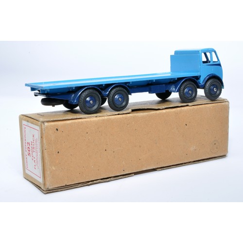 1019 - Dinky No. 502 Foden Flat Truck, type 1. Single issue is in blue, with dark blue flash, plus dark blu... 