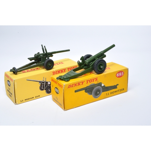 1102 - Dinky Military No. 692 and 693, Field Gun and Howitzer. Display generally good to very good, with ve... 