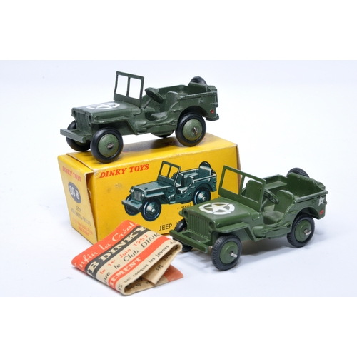 1104 - Dinky Military pair of Jeeps. Display generally good to very good, with very little, or at most very... 