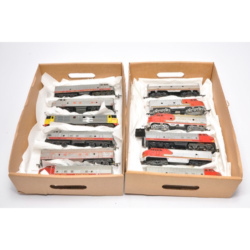 20 - Model Railway comprising 12 items to include mostly Locomotives. Makers include Triang, Bachmann and... 