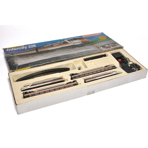 90 - Hornby Model Railway comprising Set R696 Intercity 225. Contents not checked for absolute completene... 