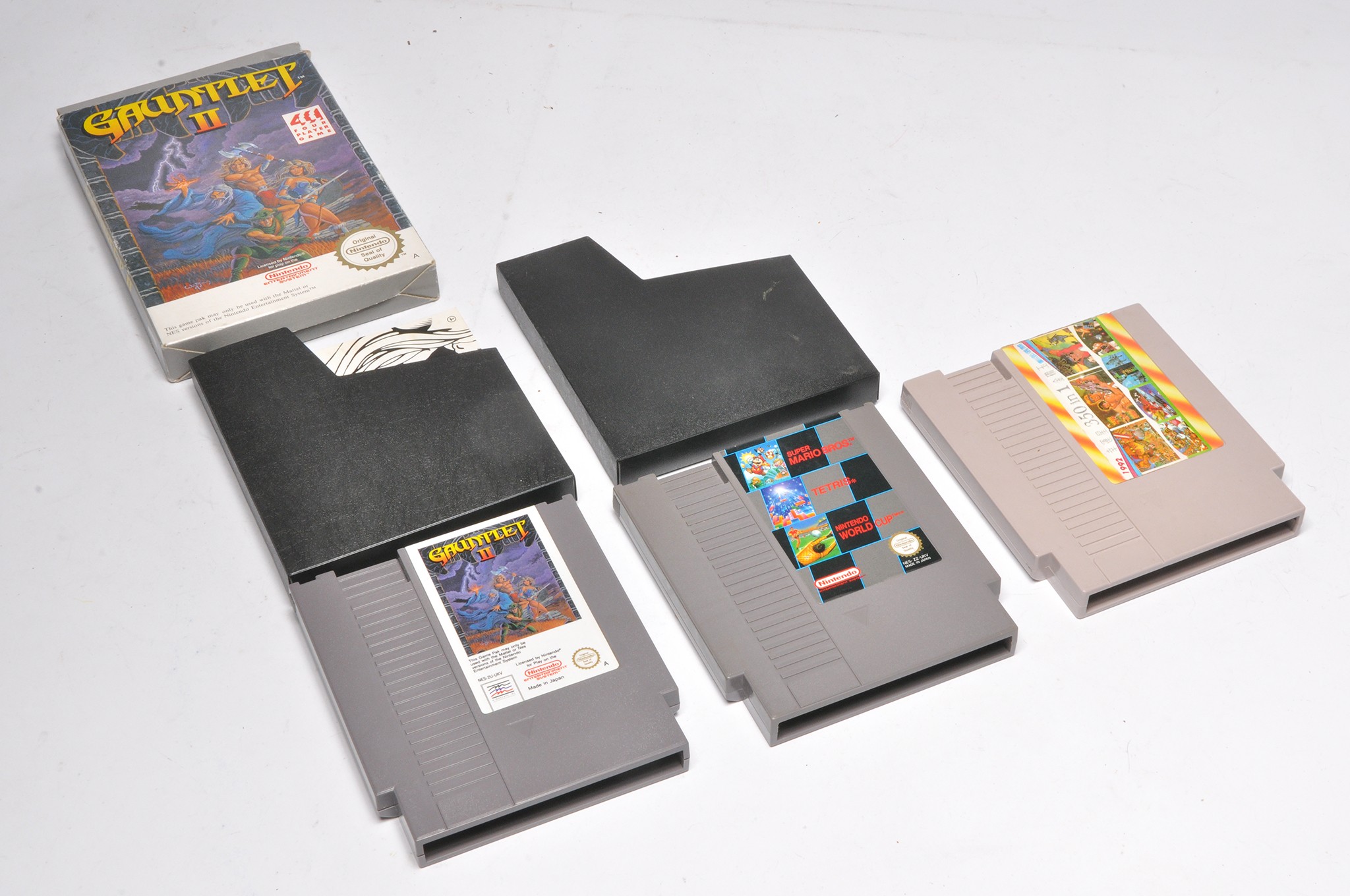 Nintendo NES Games including boxed (with instructions) Gauntlet II