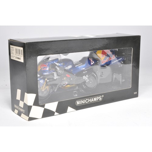 374 - Minichamps 1/12 diecast model motorcycle issue comprising SIGNED 2002 MotoGP Yamaha YZR500. Model is... 