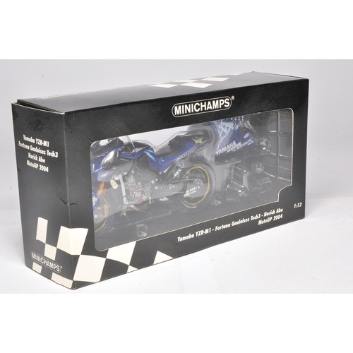 391 - Minichamps 1/12 diecast model motorcycle issue comprising SIGNED Yamaha YZR 2004 MotoGP. Model is ha... 