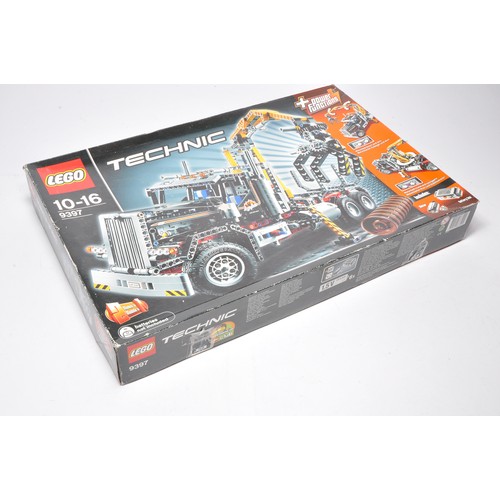 442 - Lego Technic Set comprising 9397 Logging Truck, set has been assembled but complete with instruction... 