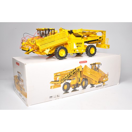 25 - Wiking 077312 farm model issue comprising 1/32 Ropa EuroMaus 4. Model has been fitted with working l... 