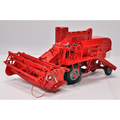 239 - Chestnut Miniatures 1/32 Hand-Built Massey Ferguson 780 Special Combine Harvester (Bagger variant). ... 