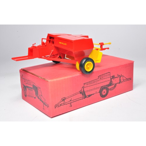 269 - Bourbon (France) Promotional Plastic large scale model (approx 30 cm) of the Sperry New Holland 271 ... 