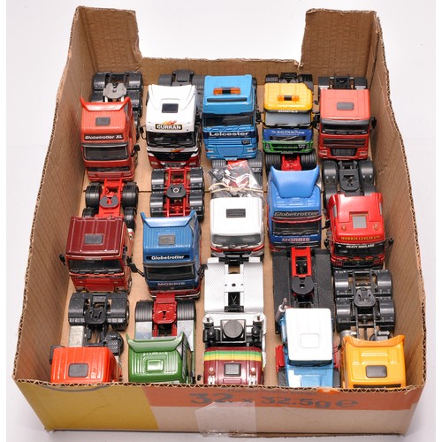 474 - A collection of 1/50 diecast model trucks from Corgi, Joal etc. Most with minor faults (mirrors), 2-... 