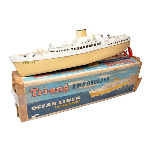 153 - Triang Electric Powered Ocean Liner - RMS Orcades. Some usual discolouration but displays generally ... 