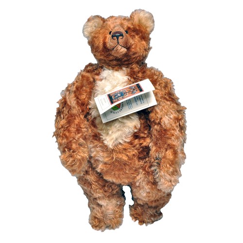 353 - Artist designed teddy bear 'Arthur' 021/2006 by Gregory Gyllenship, mohair plush, boot button eyes, ... 