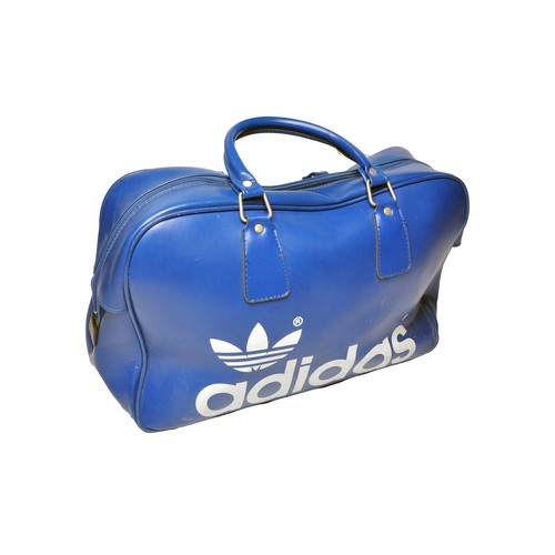 376 - Original vintage Adidas Leather Gym Back in blue.