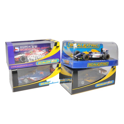 452 - Scalextric slot car issues comprising Williams FW15C, IRL Dallara Andretti Green Racing, Dallar Indy... 