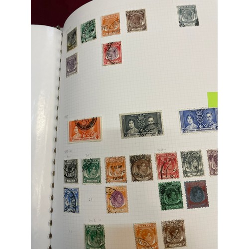 103 - A group of ten well presented stamp albums featuring Australia, Canada, Austria, Egypt, Ceylon (some... 