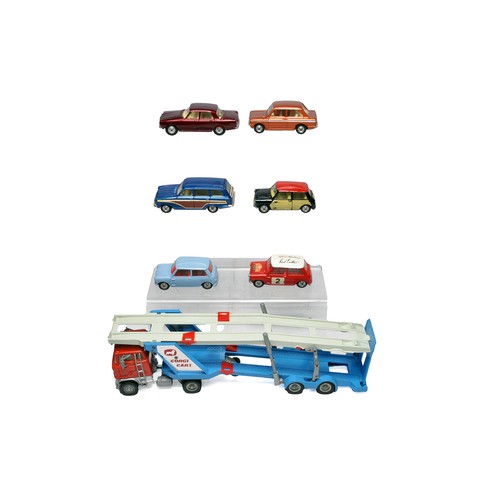 105 - Corgi No. GS48 Car Transporter Gift Set comprising 6 vehicles and Car Transporter, as shown. Conditi... 