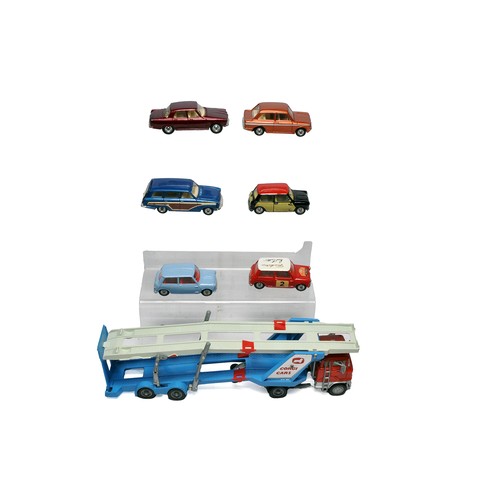 105 - Corgi No. GS48 Car Transporter Gift Set comprising 6 vehicles and Car Transporter, as shown. Conditi... 