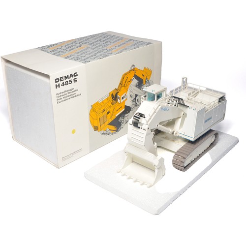 NZG 1/50 diecast model construction issue comprising No. 357 DEMAG