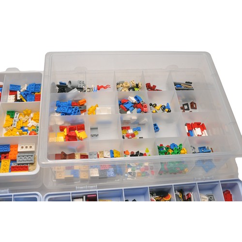 576 - Lego group of 4 x multi compartment containers containing a variety of loose bricks, parts and compo... 