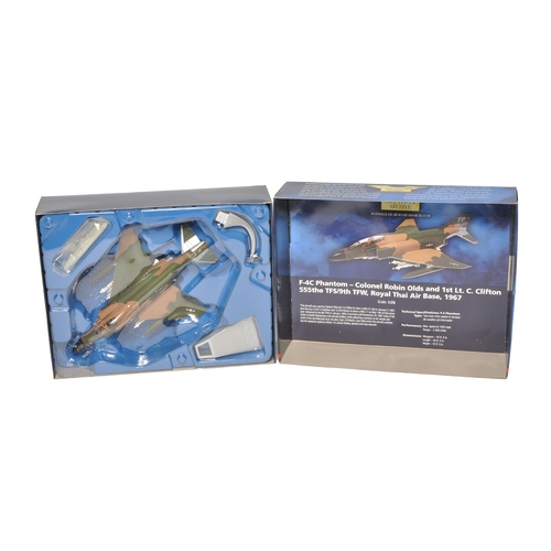 334 - A Corgi Aviation Archive 1/72 diecast model aircraft, F-4C Phantom, Fighter Ace History series, Colo... 
