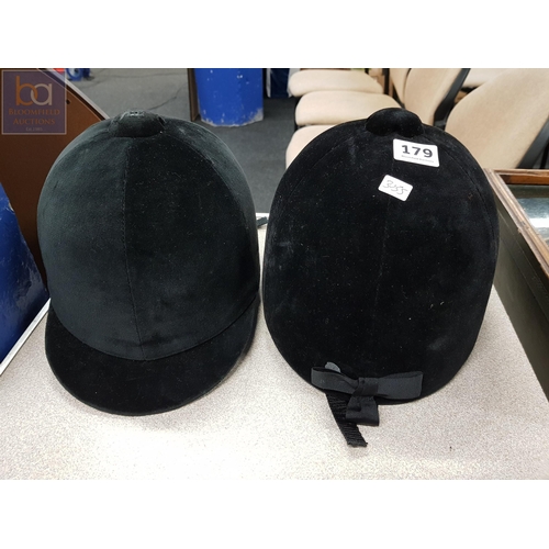 2 X VINTAGE HORSE RIDING HATS