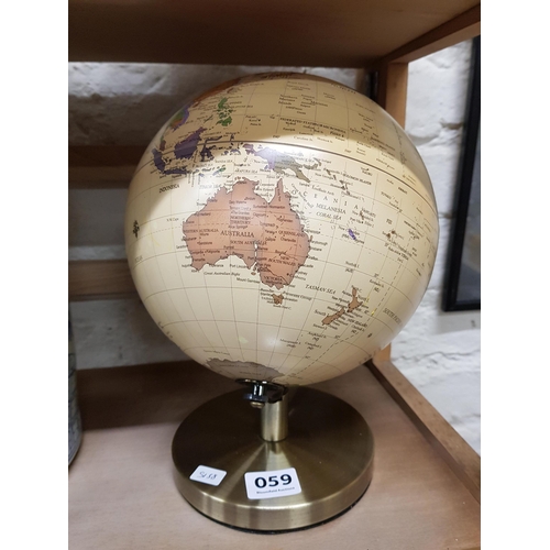 59 - WORLD GLOBE