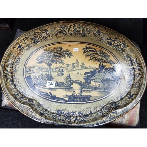 152 - LARGE VINTAGE BLUE WILLOW TIN TRAY