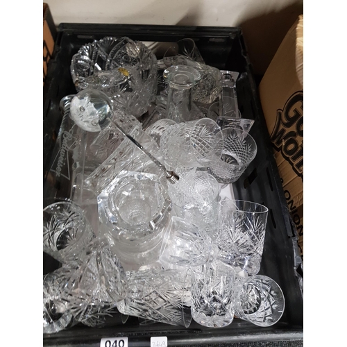 40 - LARGE QUANTITY CUTGLASS & OTHER GLASSWARE